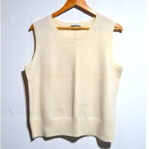 Pendelton Woman's 100% Merino Wool Cream Sweater Vest Size XL